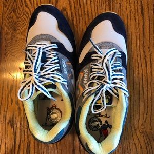 Women’s Size 6 Karhu Sneakers